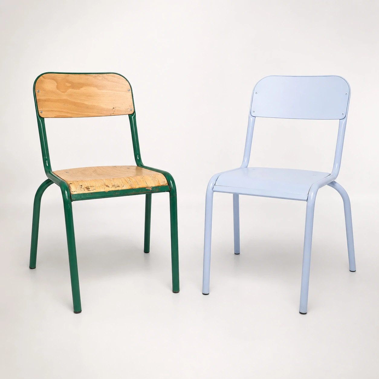 Chaise scolaire avant et après son reconditionnement dans les ateliers SDM 4R