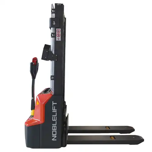 gerbeur-electrique-peseur-PSE12NSC-EDGE-stockman-2.jpg