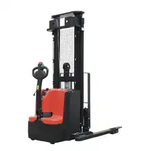 Electric walkie stacker w / straddle legs and central handle 1600 kg