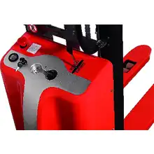 Semi-electric stacker 1500 kg