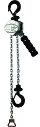Ultra-compact manual lever chain hoist 250 and 500 kg